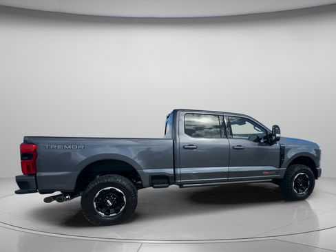 New 2026 Ford F250 Platinum w/ Tremor Off-Road Package image 33