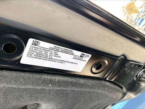 Used 2023 Chevrolet Silverado 1500 LT image 34