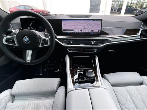 Certified 2026 BMW X6 xDrive40i image 16