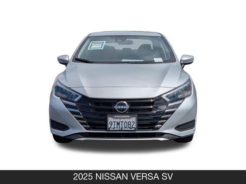 Used 2025 Nissan Versa SV FWD image 4