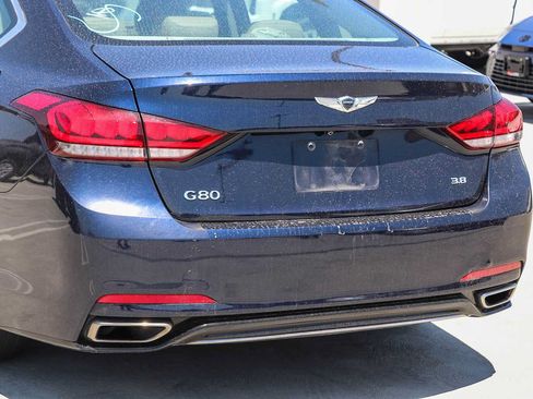 Used 2018 Genesis G80 3.8 RWD image 10