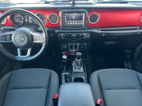 Used 2021 Jeep Wrangler Rubicon w/ Cold Weather Group image 14