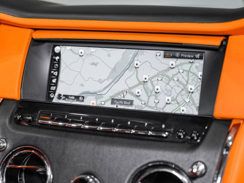 Used 2020 Rolls-Royce Cullinan image 37