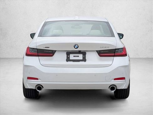 Used 2026 BMW 330i xDrive Sedan AWD/4WD image 8