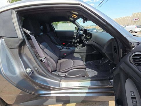 Used 2024 Nissan Z Sport w/ Floor Mat Package RWD image 9
