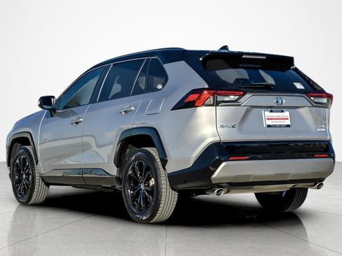 Used 2022 Toyota RAV4 XSE image 3