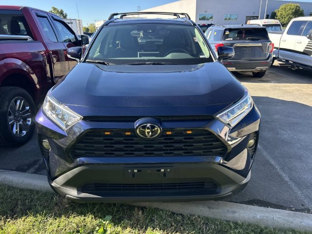 Used 2021 Toyota RAV4 XLE w/ XLE Grade Weather Package AWD/4WD image 2