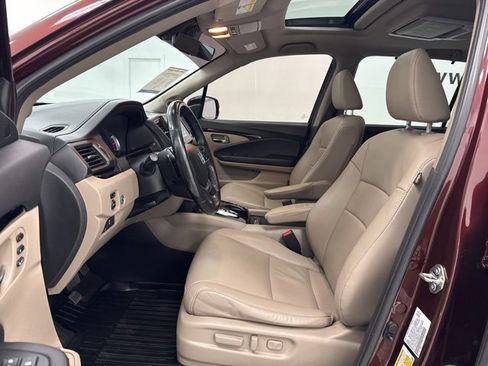 Used 2020 Honda Pilot Touring image 24