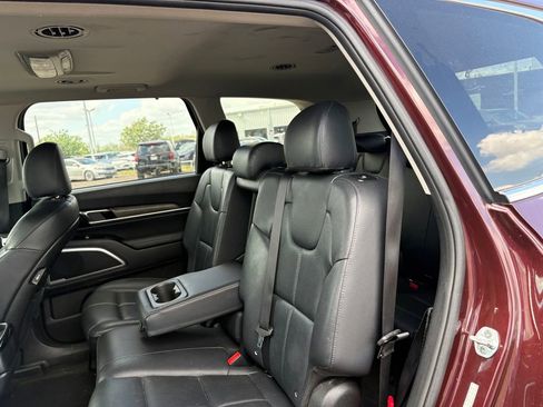 Used 2020 Kia Telluride EX image 14