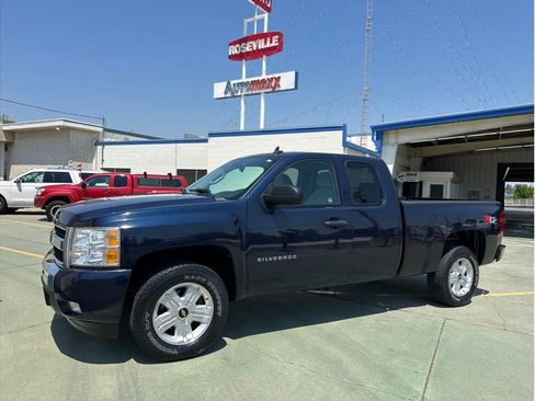 Used 2011 Chevrolet Silverado 1500 LT w/ All-Star Edition AWD/4WD image 13