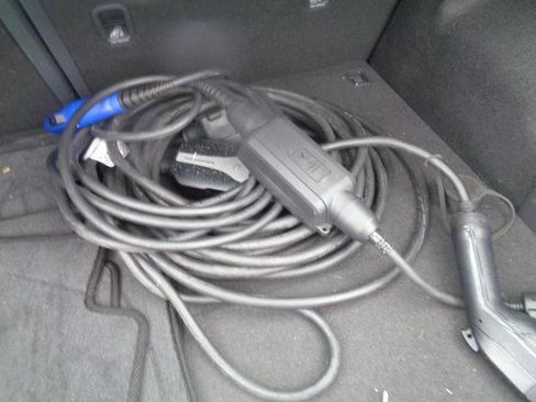 Used 2018 Hyundai Ioniq Limited image 23