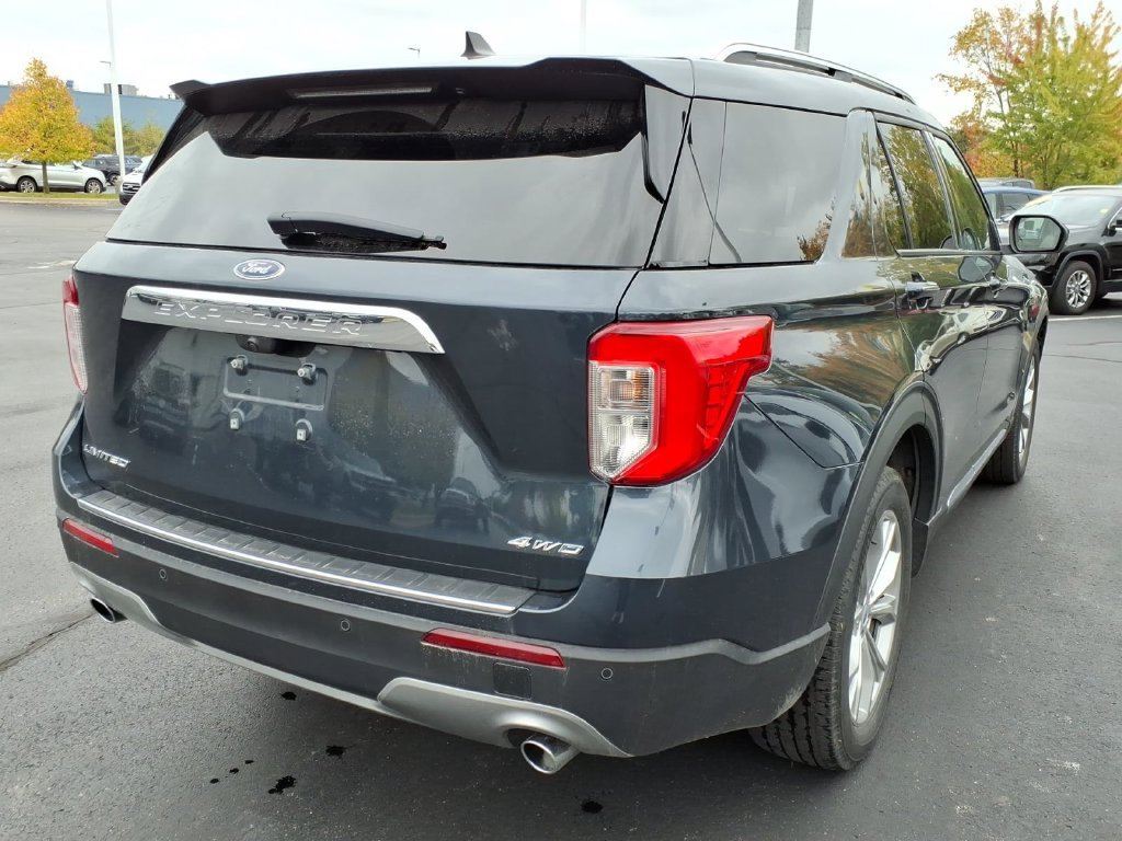 Used 2023 Ford Explorer Limited w/ Limited Technology Package AWD/4WD image 4