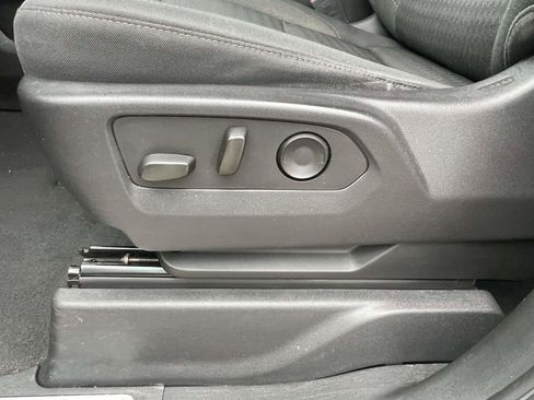 Used 2022 GMC Sierra 1500 Elevation AWD/4WD image 13