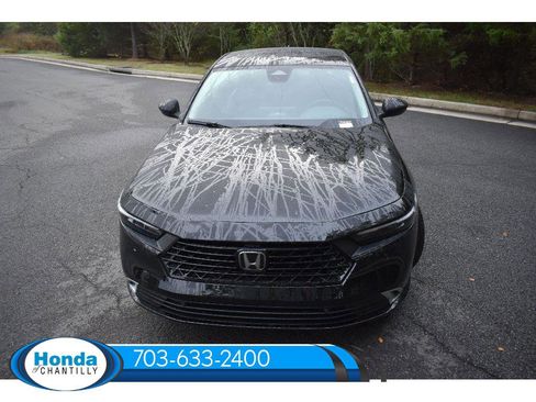 New 2025 Honda Accord Hybrid Touring image 3