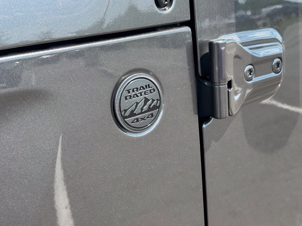 New 2026 Jeep Gladiator Sport AWD/4WD image 39