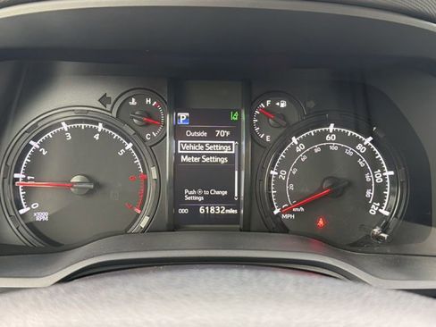 Used 2024 Toyota 4Runner SR5 Premium AWD/4WD image 24