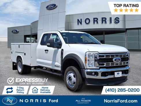 New 2025 Ford F450 XL image 1