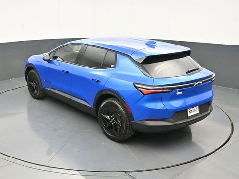 New 2026 Chevrolet Equinox EV LT w/ Midnight Package FWD image 54