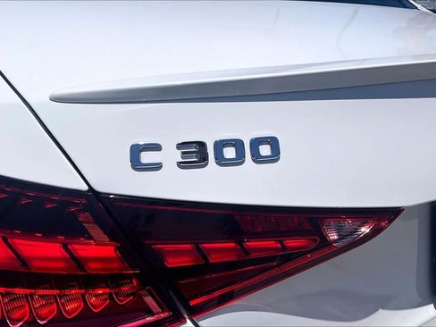 Used 2023 Mercedes-Benz C 300 Sedan image 9