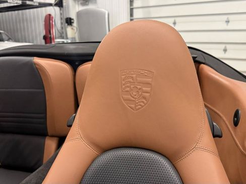 Used 2004 Porsche 911 Carrera 4S AWD/4WD image 35