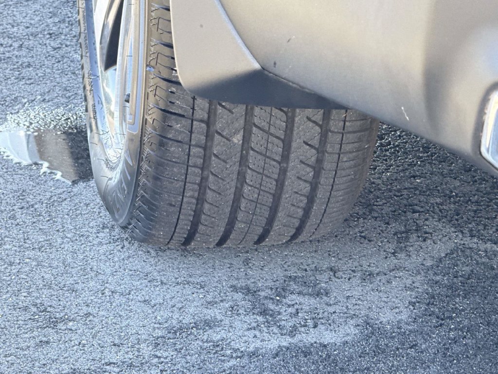 Used 2024 Honda Pilot Touring image 18