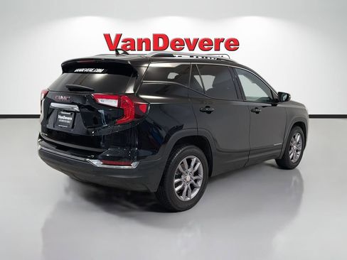 Used 2023 GMC Terrain SLT FWD image 10