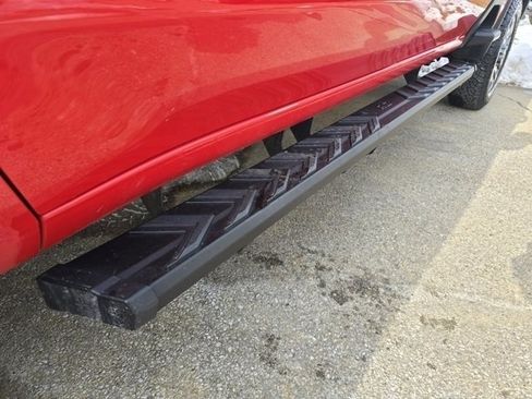 Used 2022 Chevrolet Silverado 2500 Custom w/ Custom Value Package image 16