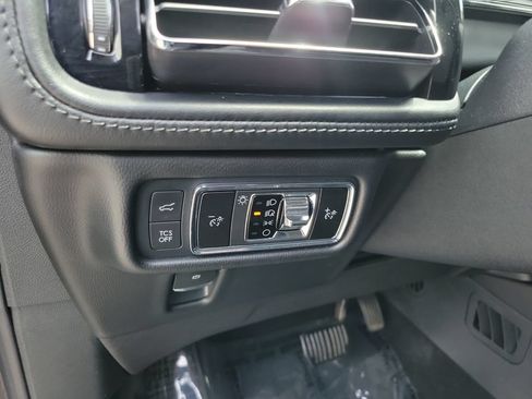 Certified 2022 Lincoln Nautilus FWD image 19