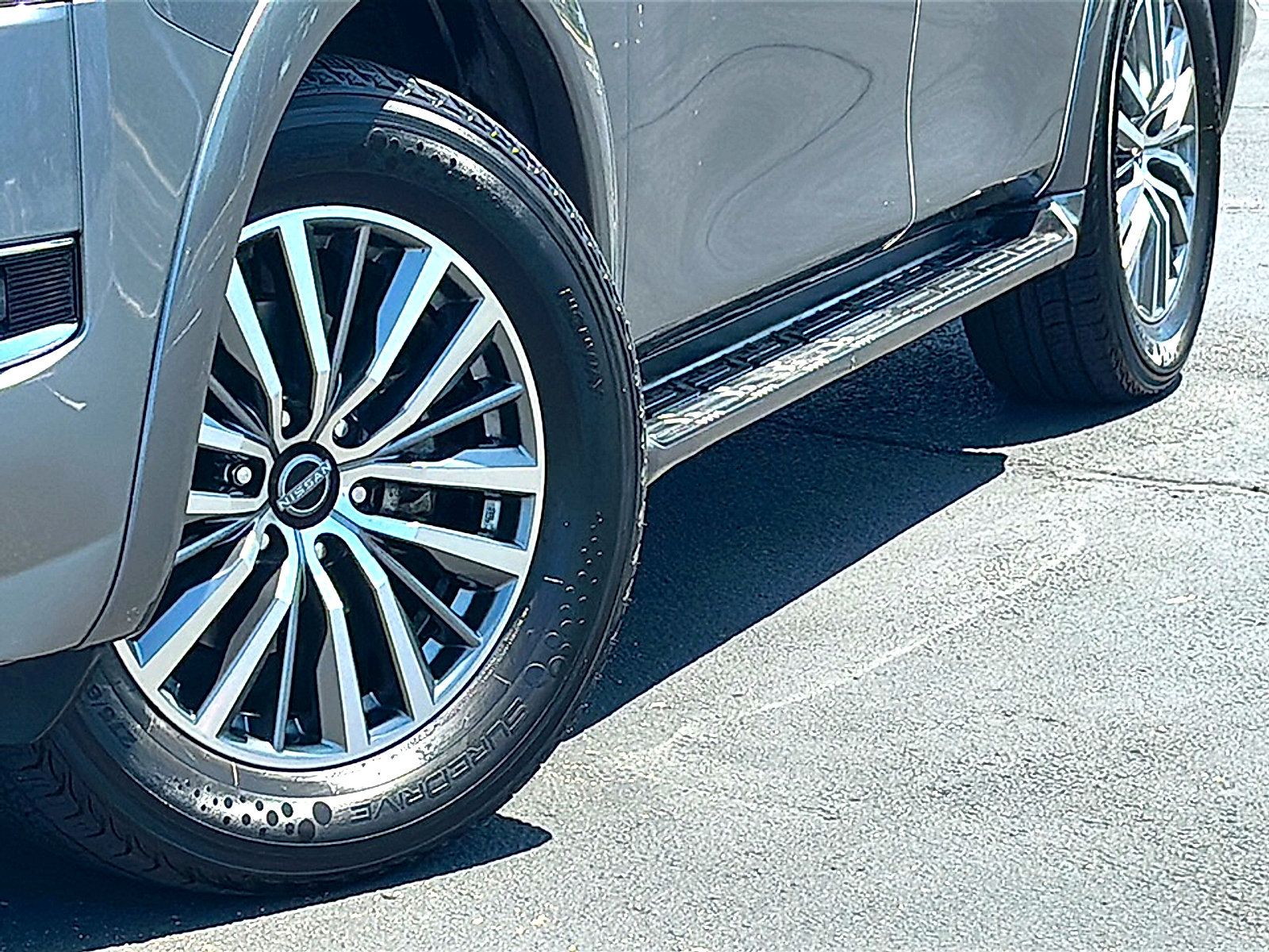 Used 2021 Nissan Armada SL RWD image 3