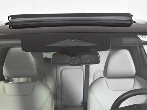 Certified 2025 Nissan Murano SL w/ Cargo Package AWD/4WD image 39