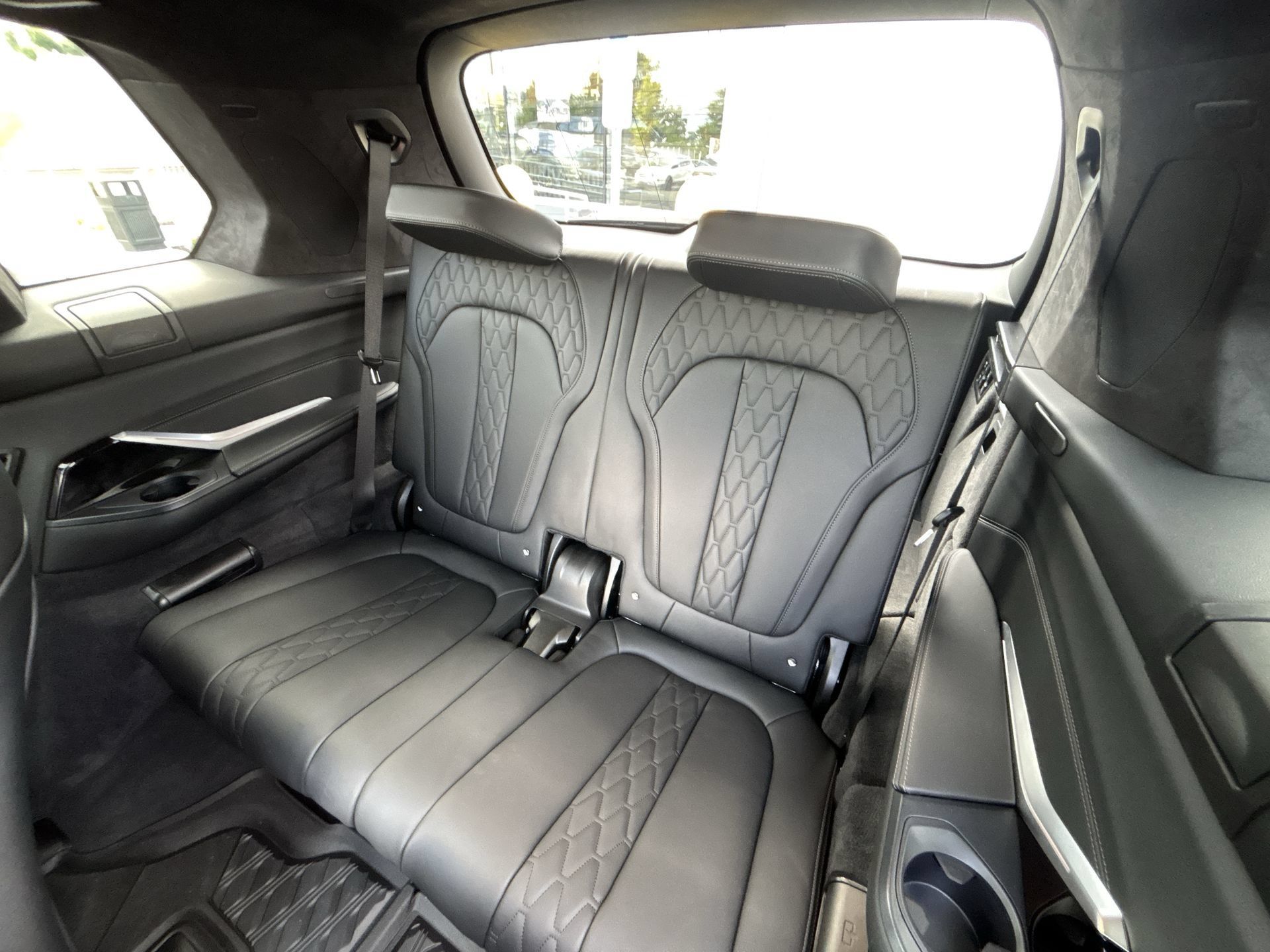 Used 2026 BMW X7 M60i w/ Executive Package AWD/4WD image 26