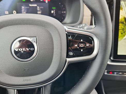 New 2026 Volvo XC90 T8 Plus w/ Protection Package image 11