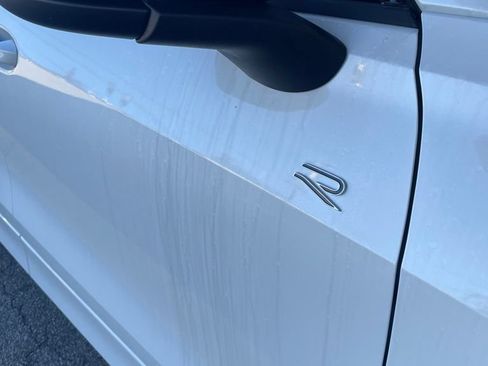 New 2026 Volkswagen Tiguan SE R-Line AWD/4WD image 4