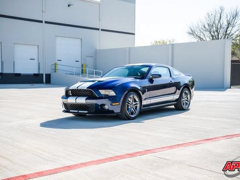 Used 2010 Ford Mustang Shelby GT500 RWD image 41