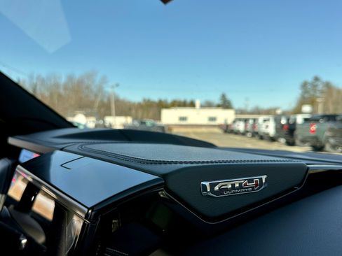 New 2026 GMC Yukon XL AT4 Ultimate AWD/4WD image 33