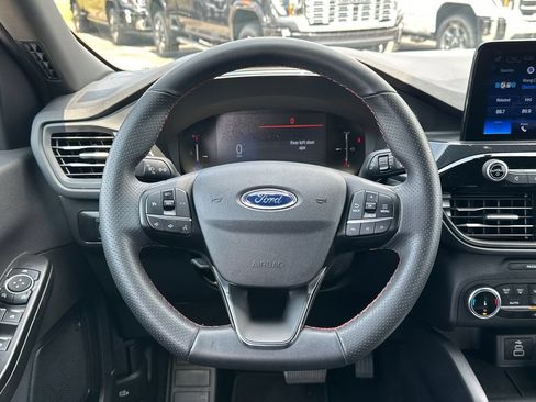 Used 2025 Ford Escape ST-Line AWD/4WD image 24