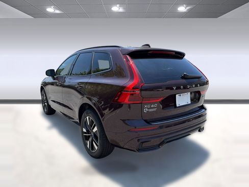 New 2026 Volvo XC60 B5 Plus w/ Climate Package AWD/4WD image 3