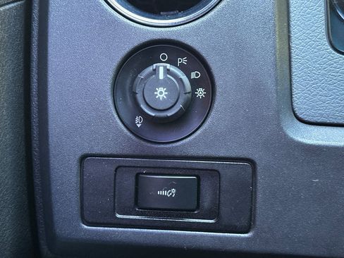 Used 2013 Ford F150 XLT w/ XLT Chrome Pkg AWD/4WD image 31