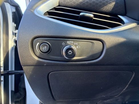 Used 2024 Chevrolet Malibu LT image 14