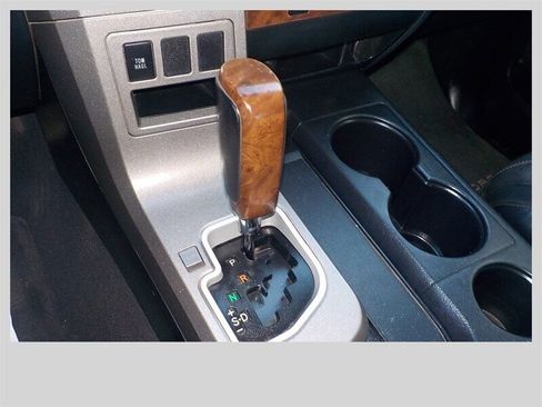 Used 2012 Toyota Tundra Limited w/ Platinum Pkg AWD/4WD image 27