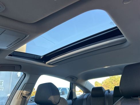 Used 2024 Honda Accord EX image 27