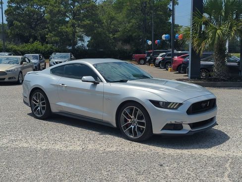 Used 2016 Ford Mustang GT Premium w/ Enhanced Security Package RWD image 9