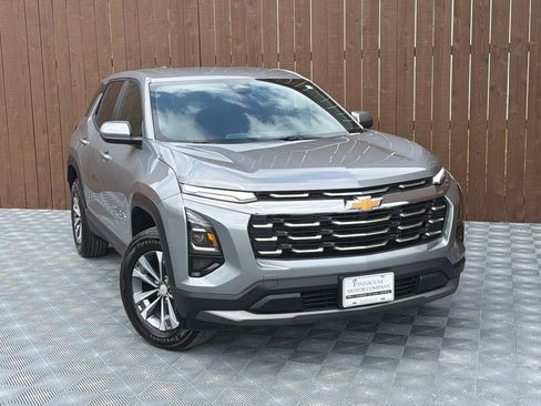 Used 2026 Chevrolet Equinox LT FWD image 10