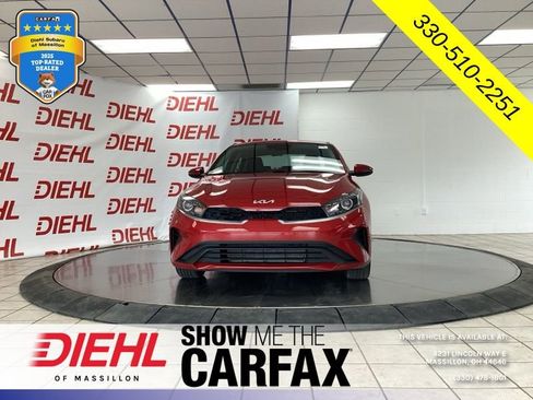Used 2024 Kia Forte LXS w/ LXS Technology Package FWD image 3