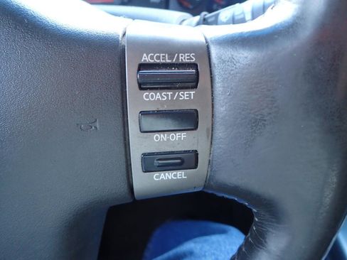 Used 2005 Nissan Armada LE w/ (U01) Technology Pkg (LE) AWD/4WD image 18