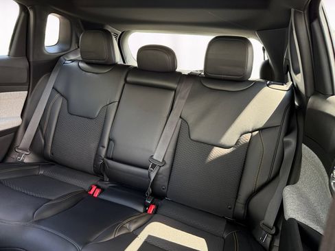 New 2026 Jeep Compass Latitude AWD/4WD image 13