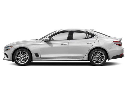 Used 2023 Genesis G70 2.0T RWD image 3