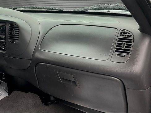 Used 2003 Ford F150 XLT AWD/4WD image 25