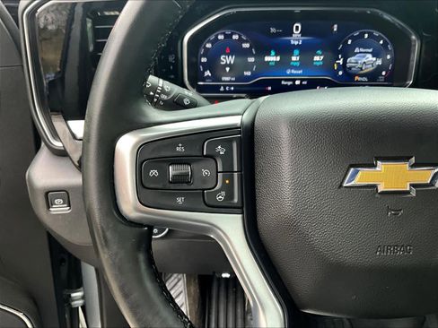 Used 2024 Chevrolet Silverado 1500 LT image 22