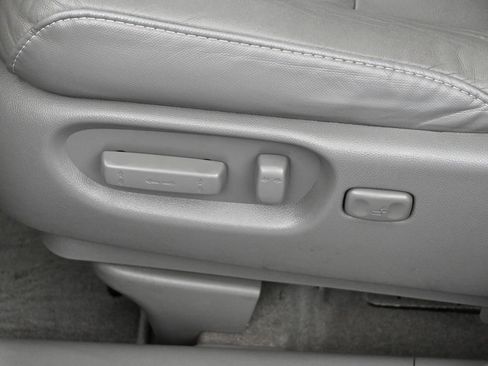 Used 2010 Honda CR-V EX-L image 10